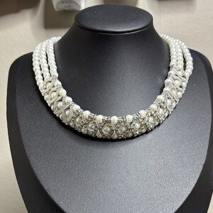 Luxurious White Faux Pearl Silver Tone Choker Necklace